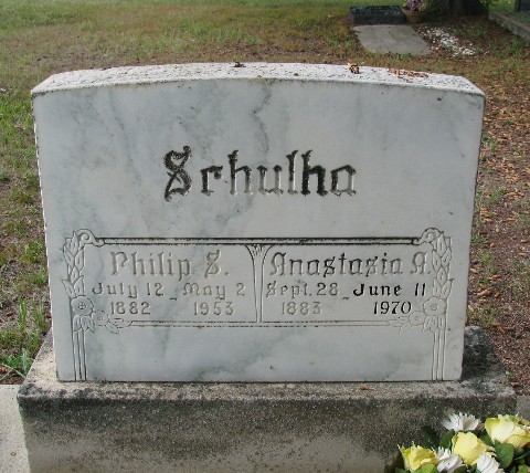 Srhulha, Philip 53 & Anastasia 70.jpg